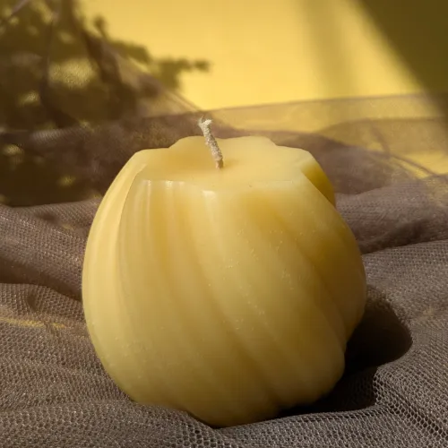 Свічка з бджолиного воску